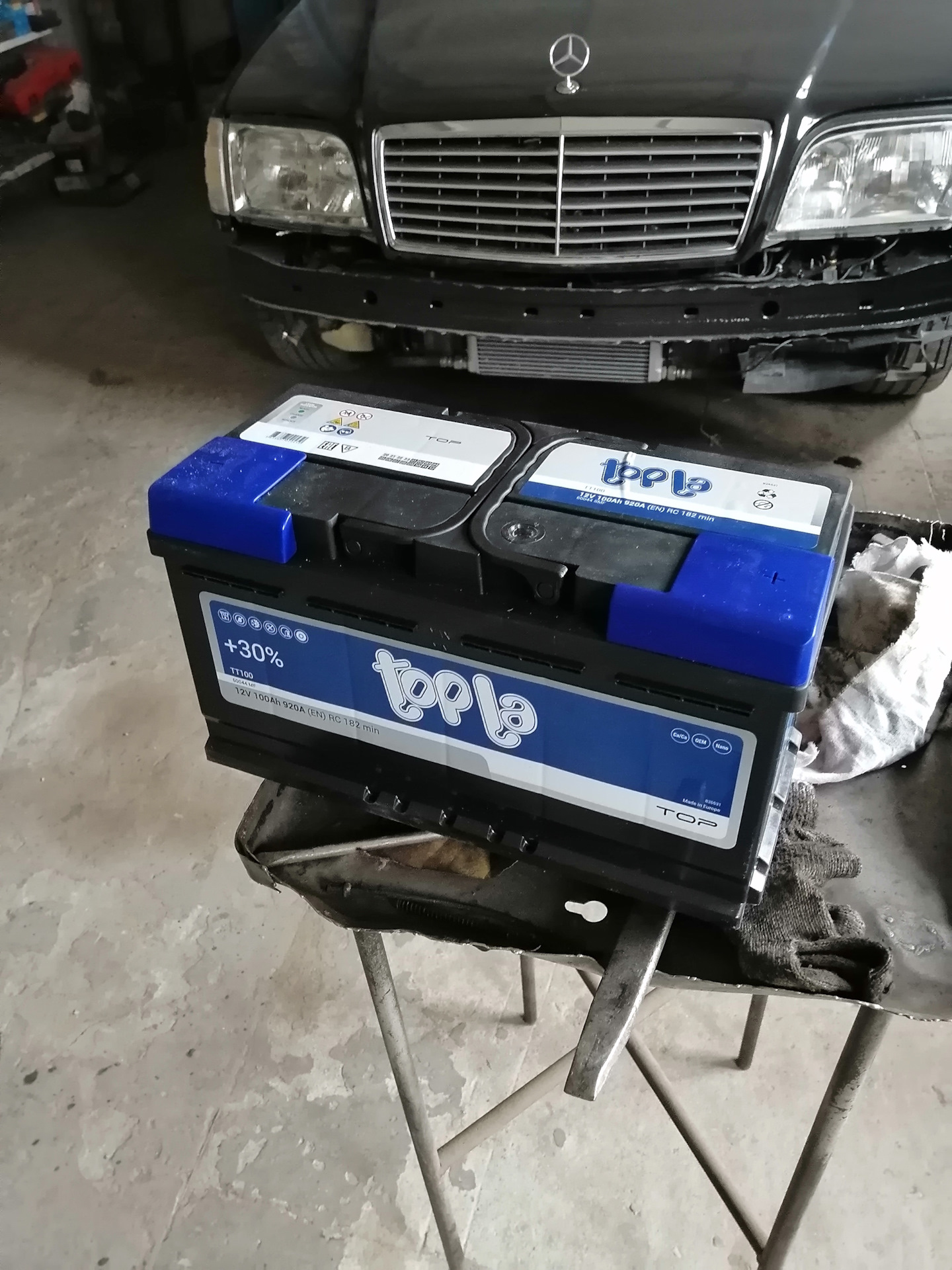 Новый аккумулятор. — Mercedes-Benz S-Class (W140), 6 л, 1994 года ...
