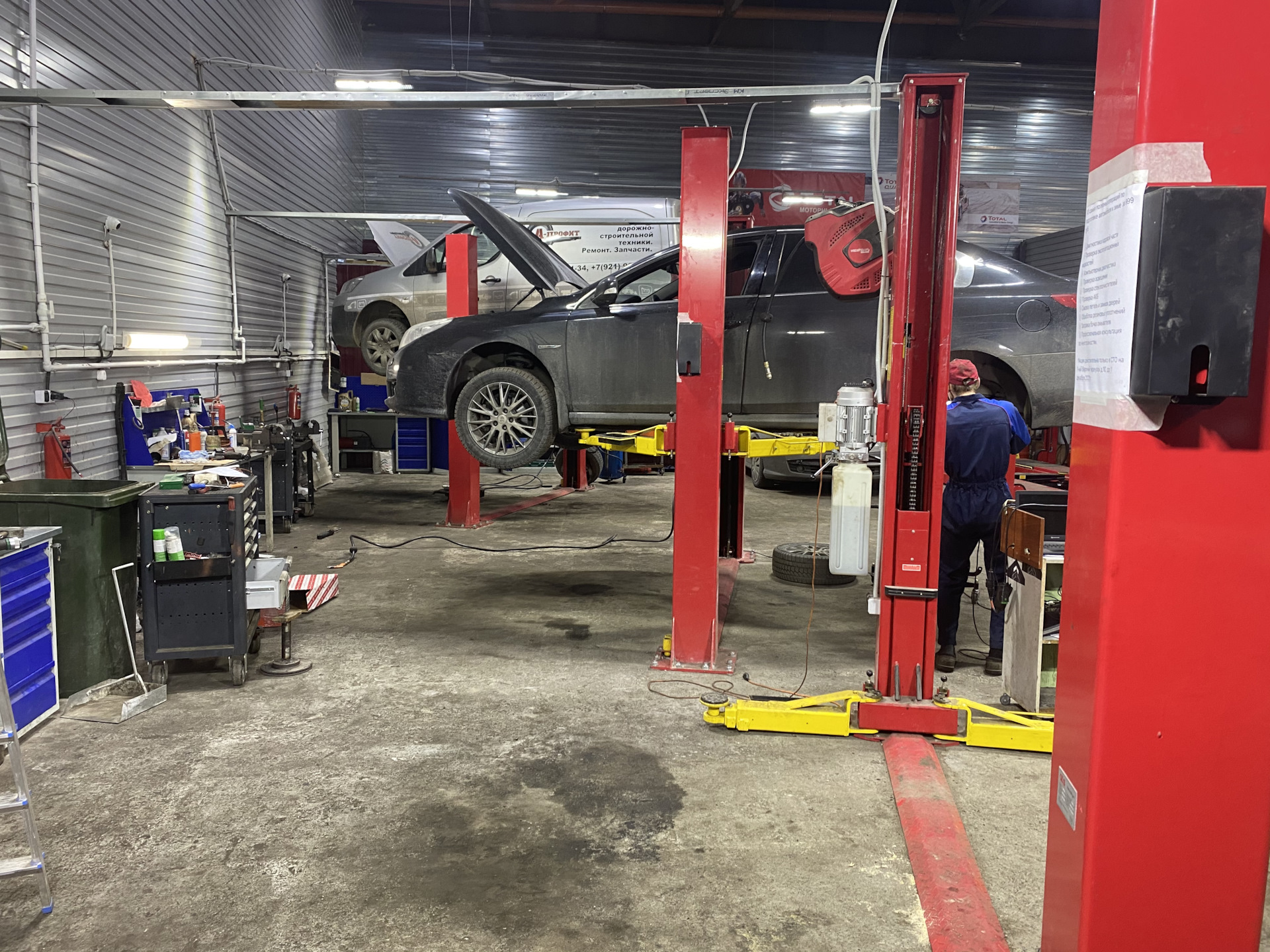 французский гараж спб 1 верхний. французский гараж седова. гаражная 100. французские авто в сервисе. ваг гараж спб.