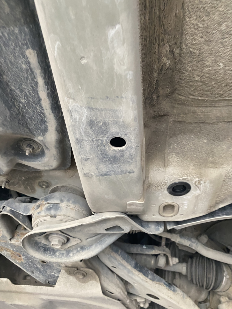 Заглушка Днища — Toyota Camry (XV50), 2,5 л, 2014 года | своими руками ...