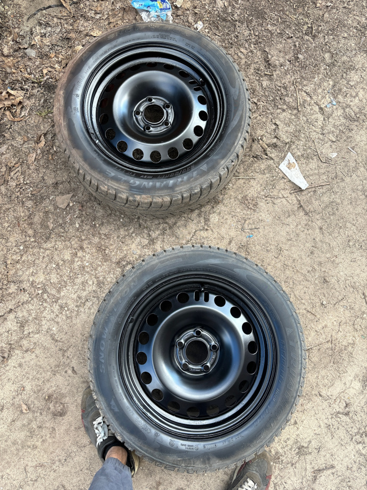 Шины зимние нешипованные Triangle Group 235/55 R17, штампованные диски ...