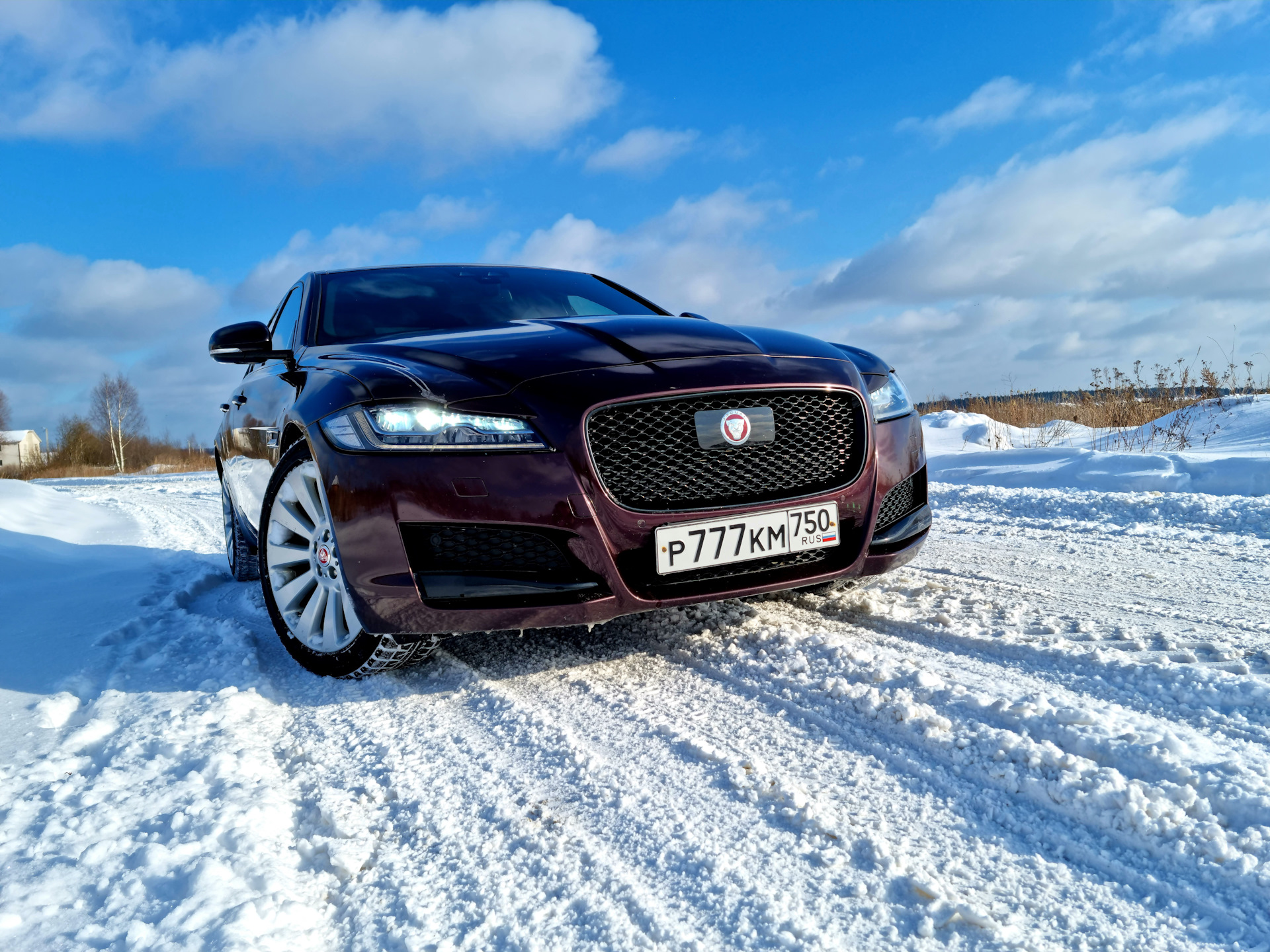 Jaguar XF дрифт