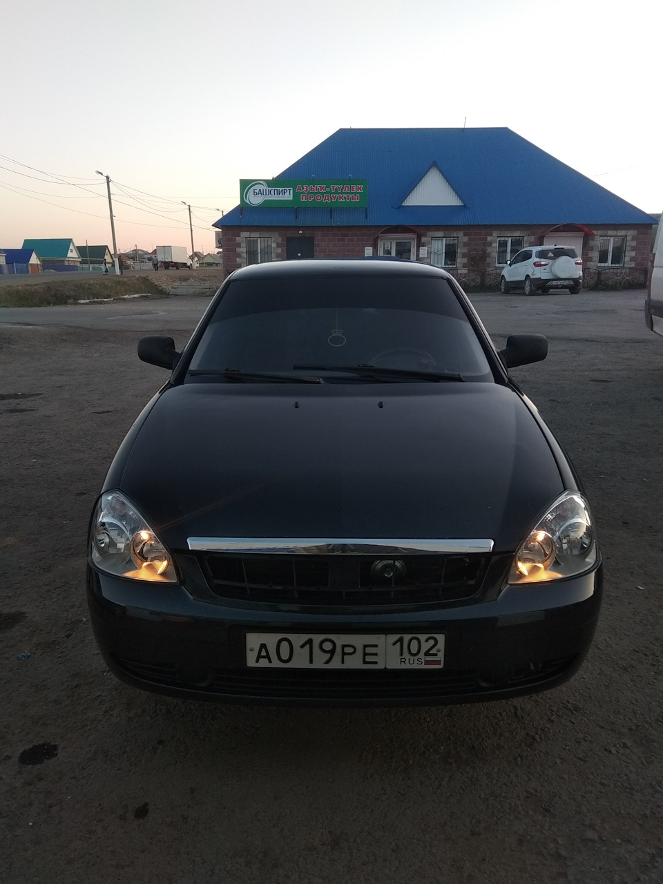 Полоска на лобовое. — Lada Приора седан, 1,6 л, 2007 года | нарушение ...