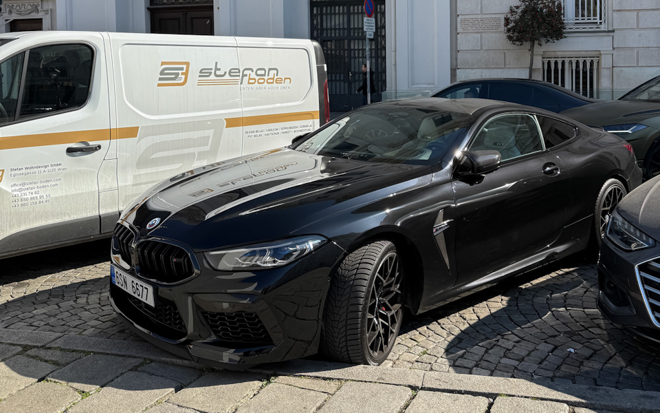 Парковка в городе. Без инцидентов ) — BMW M8 (F92)