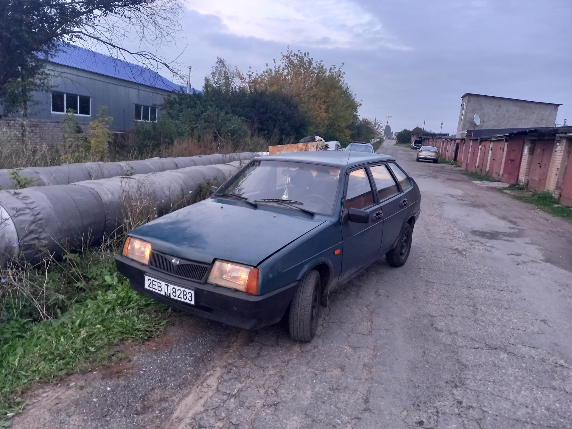 Покраска молотковой краской) — Lada 2109, 1,5 л, 2000 года | своими руками  | DRIVE2