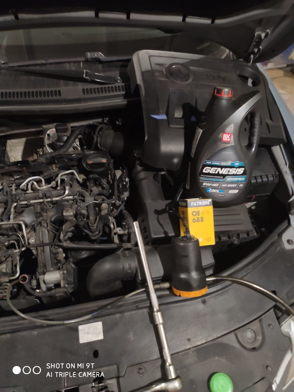 масло откачал за 5 мин — Skoda Superb Combi (Mk2)