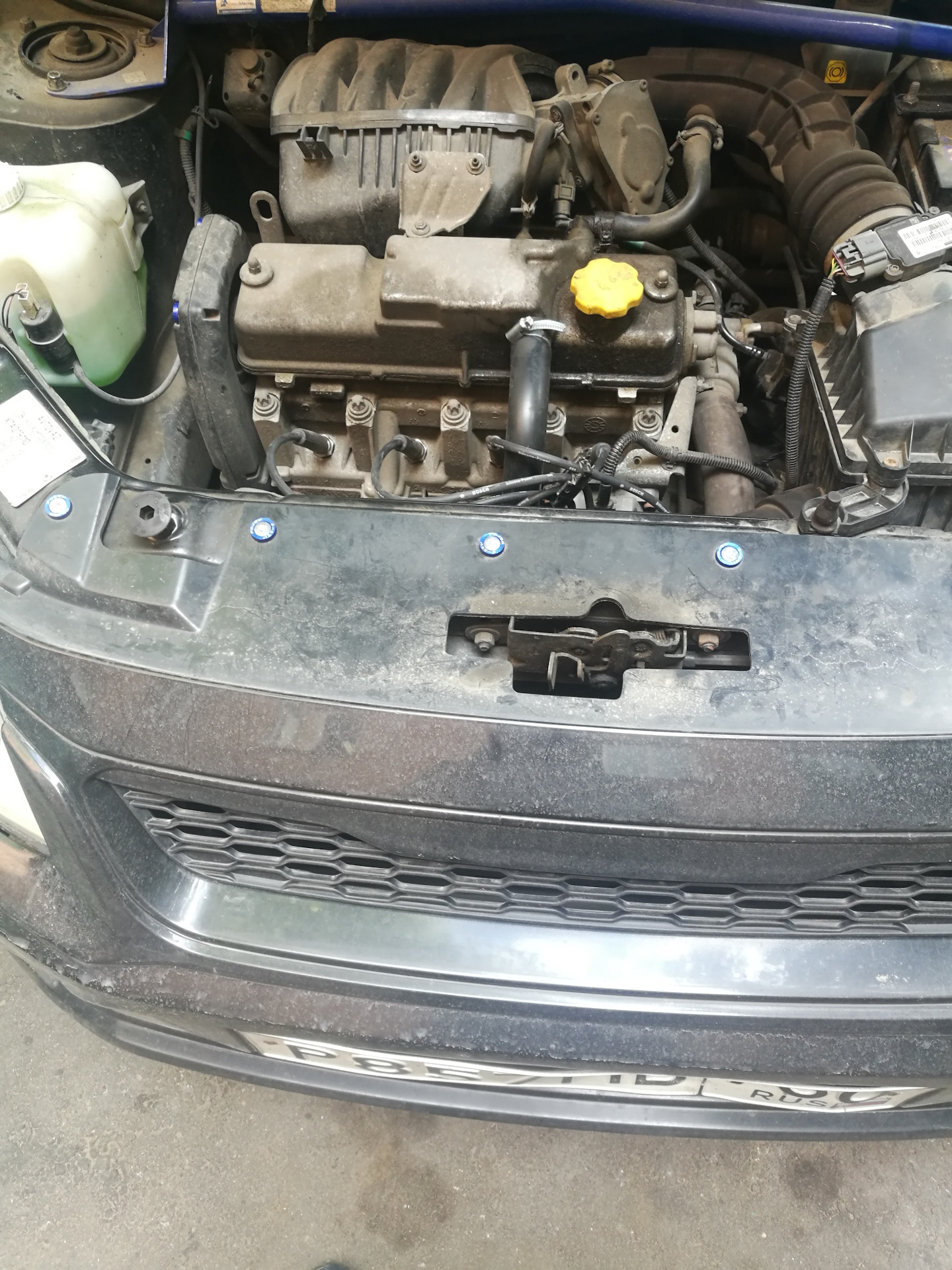 Трапеция и всяко по мелочи.) — Hyundai Accent (2G), 1,5 л, 2009 года ...