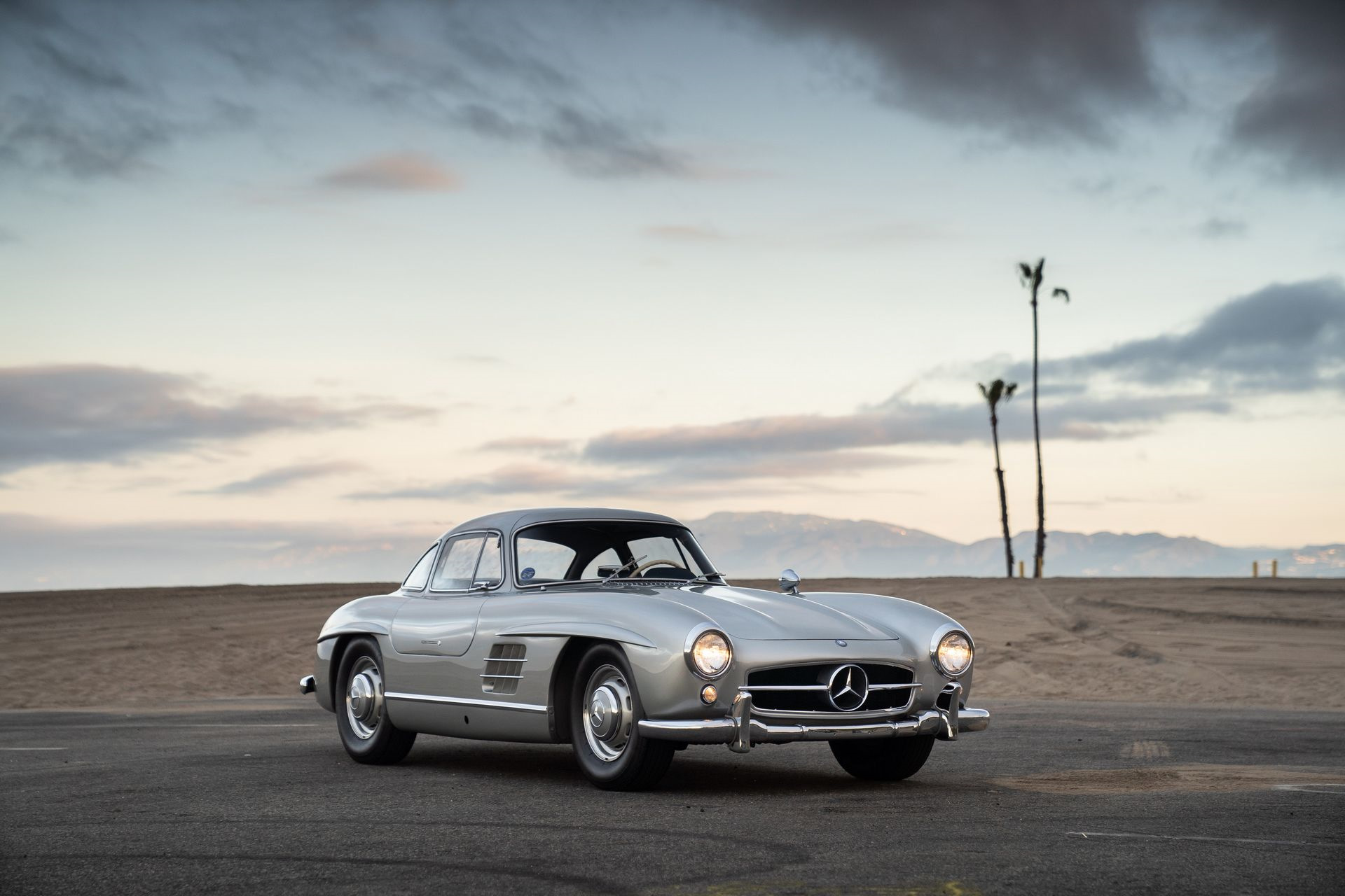 Мерседес 300sl 2019