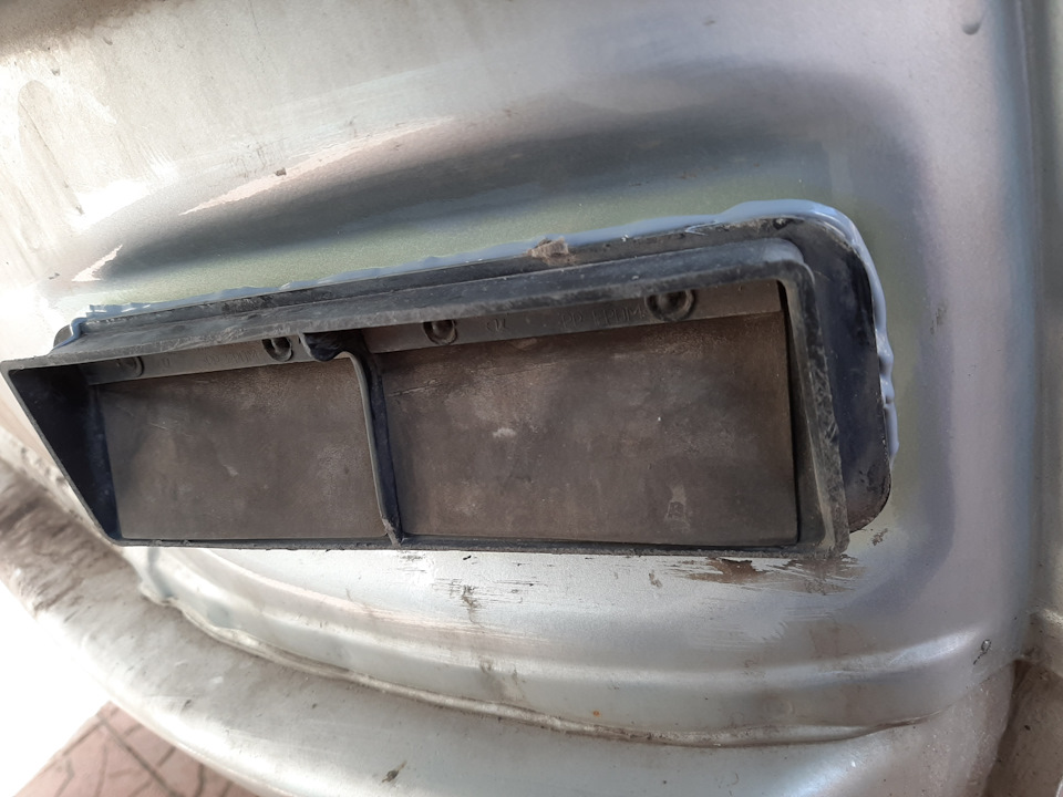 Вода в боковых карманах багажника. Решение проблемы — Lada Приора седан ...