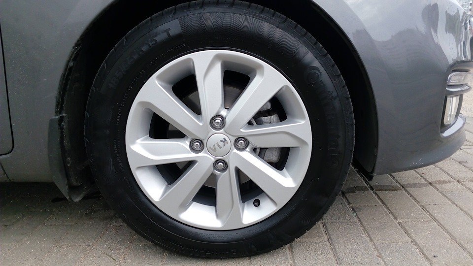 Колёсики на авто. Уже начернил ;) — KIA Rio (3G)