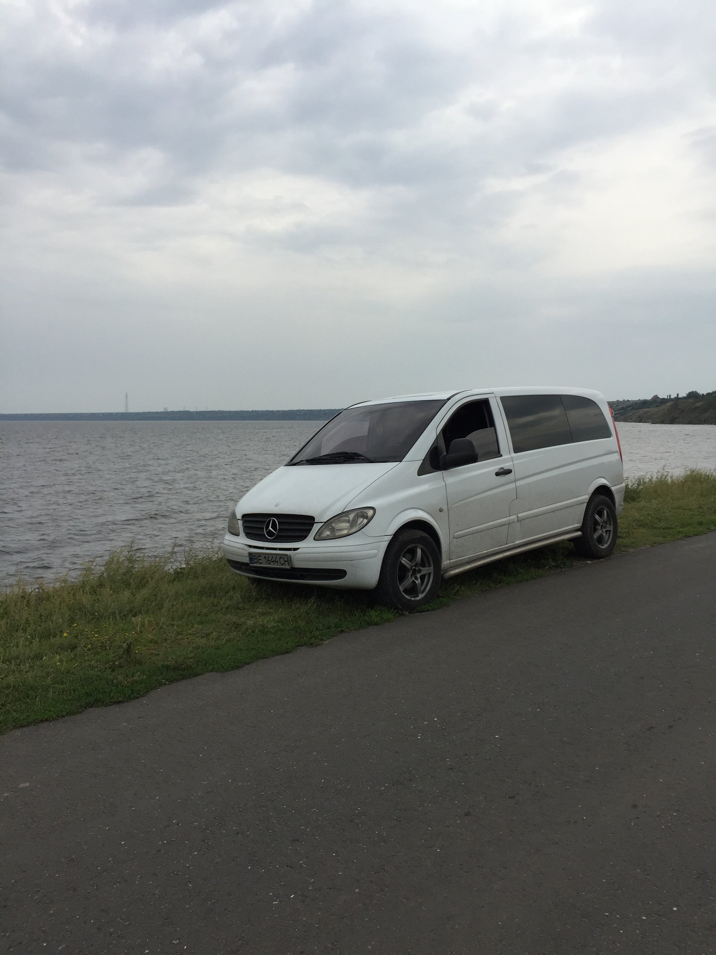 Маршрут построен Николаев — Киев — Одесса — Запорожье — днепр — Николаев —  Mercedes-Benz Vito (2G), 2,2 л, 2004 года | путешествие | DRIVE2