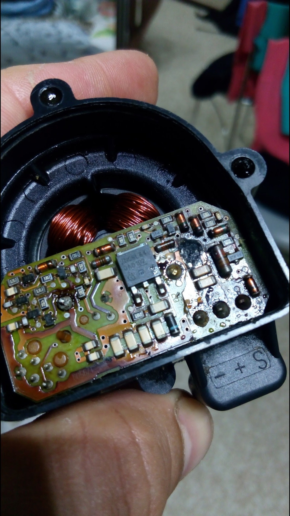 Замена помпы охлаждения турбины — Peugeot 3008 (1G), 1,6 л, 2011 года ...