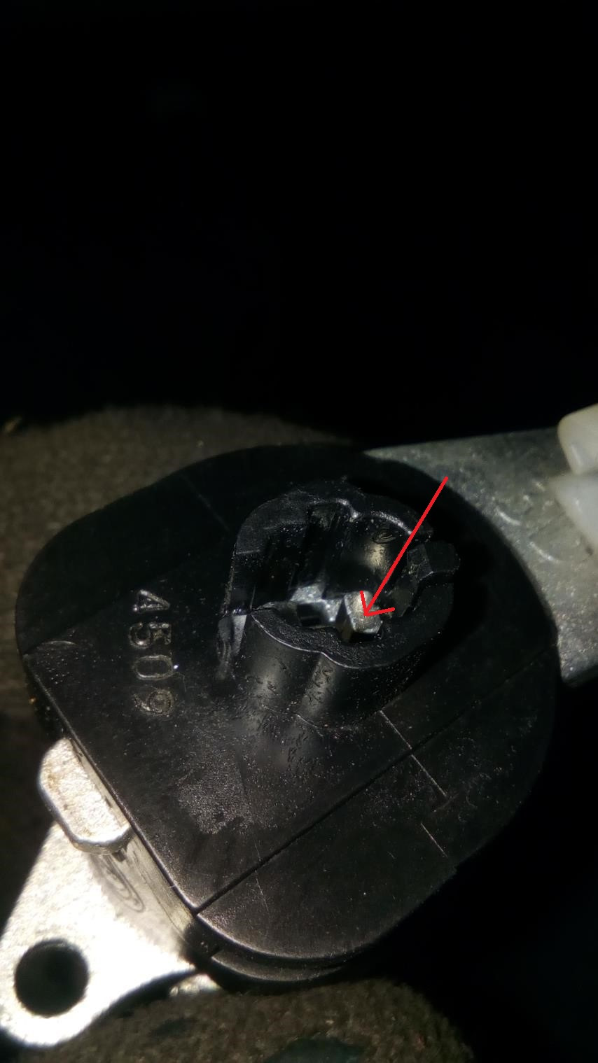 Ремонт личинок замков дверей — FIAT Fiorino III, 1,3 л, 2009 года ...