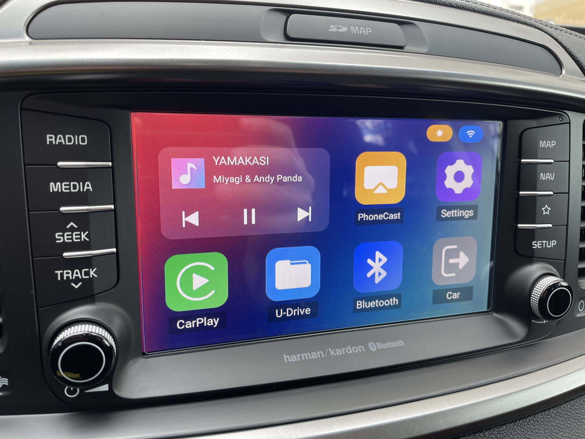 Беспроводной Apple CarPlay — KIA Sorento (3G), 2,2 л, 2018 года