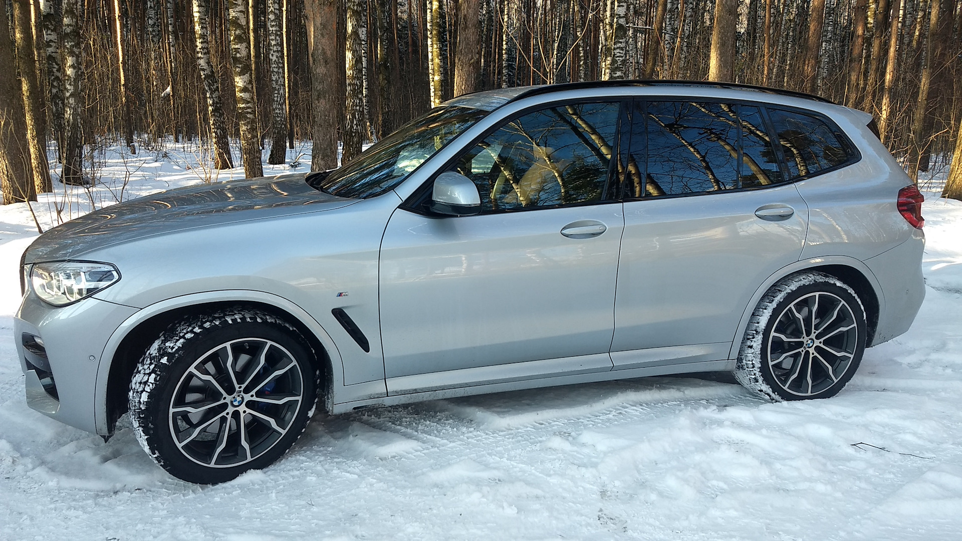 Серебристый м. BMW x3 серебристый ледник. BMW x3 g01 серебристый ледник. Серебристый ледник БМВ х3. BMW x3 2021 Glacier Silver.