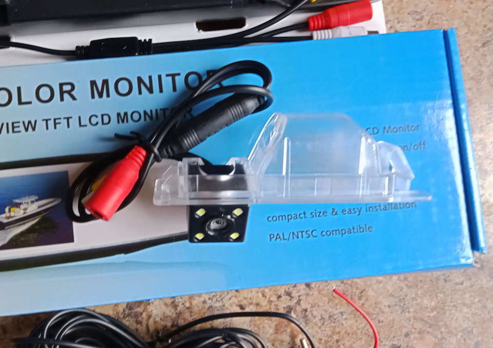 Плафон — Ravon R4