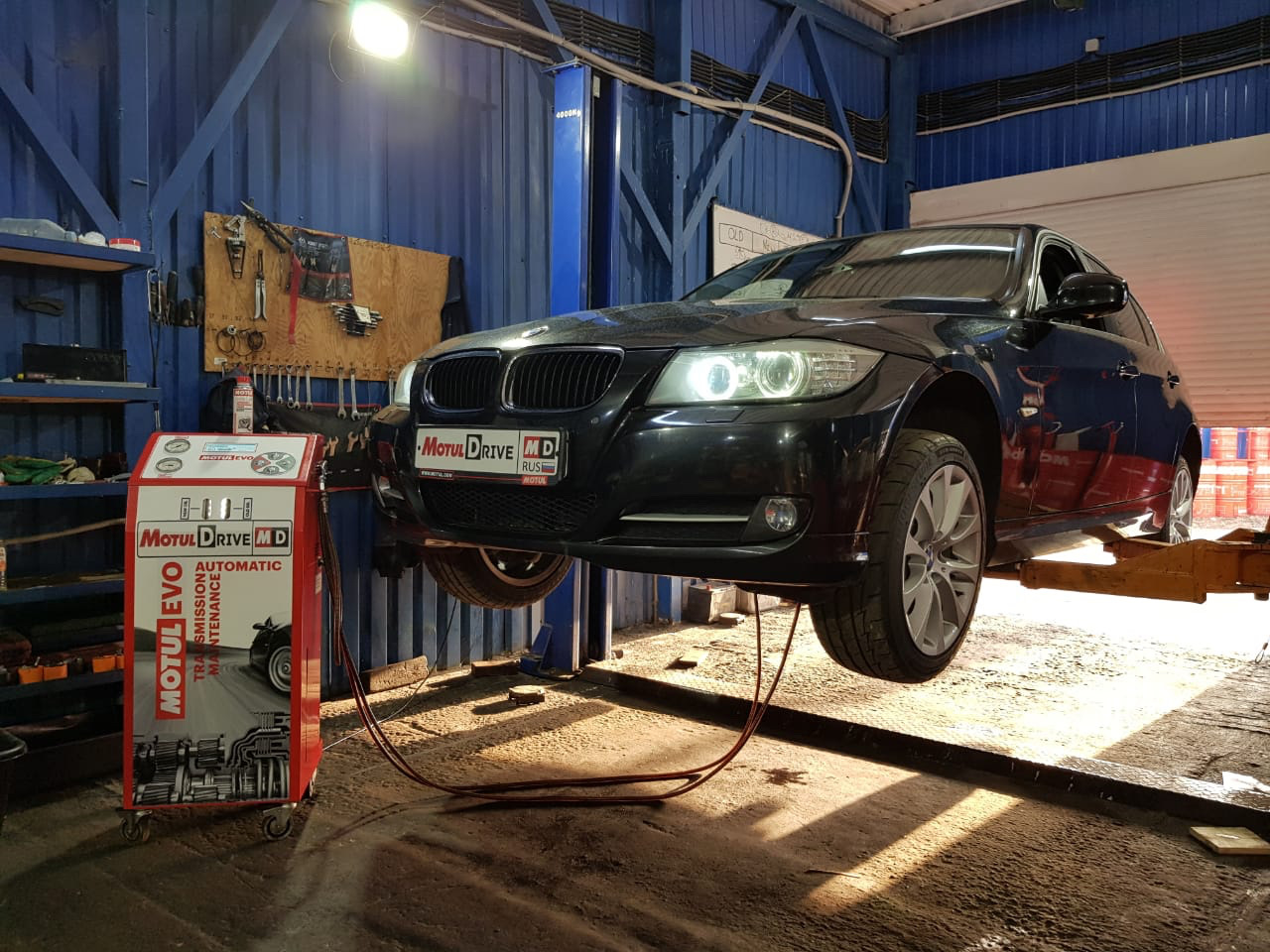 Акция бмв замена масла. Замена масла акпп 6l45 bmw. замена масла акпп ga6l45r. замена масла акпп аппаратная фото.