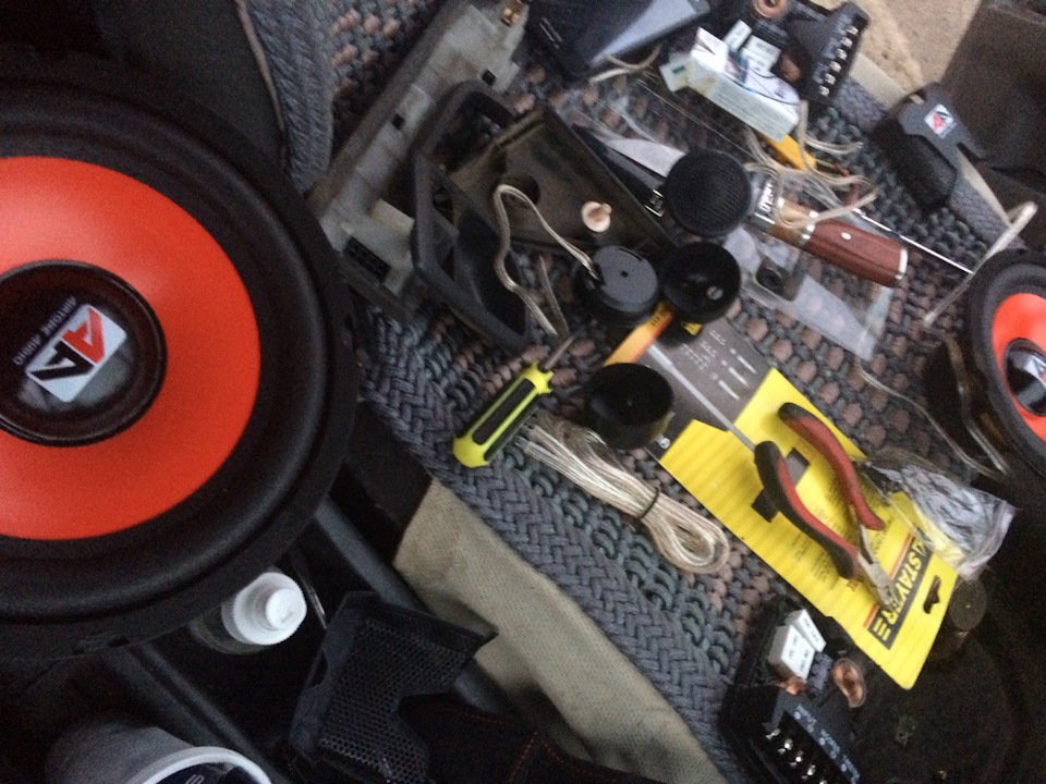 Новые динамики с пищалками ) — Toyota Caldina (190), 1,5 л, 2000 года ...