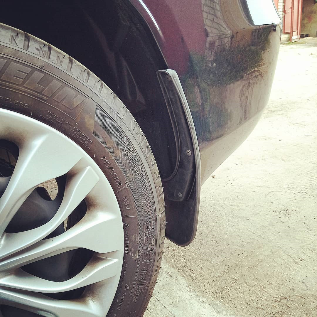 Покупка и установка передних и задних брызговиков PSA на Citroen C4 L ...