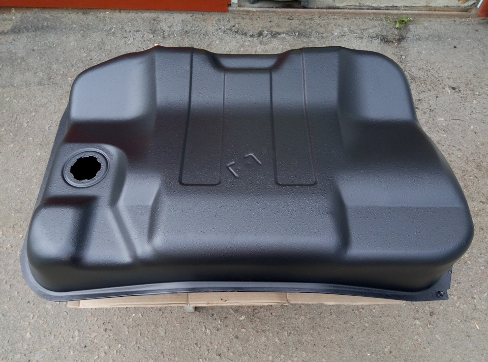 Восстановление бензобака и его крепление — Volvo 360, 2 л, 1983 года ...