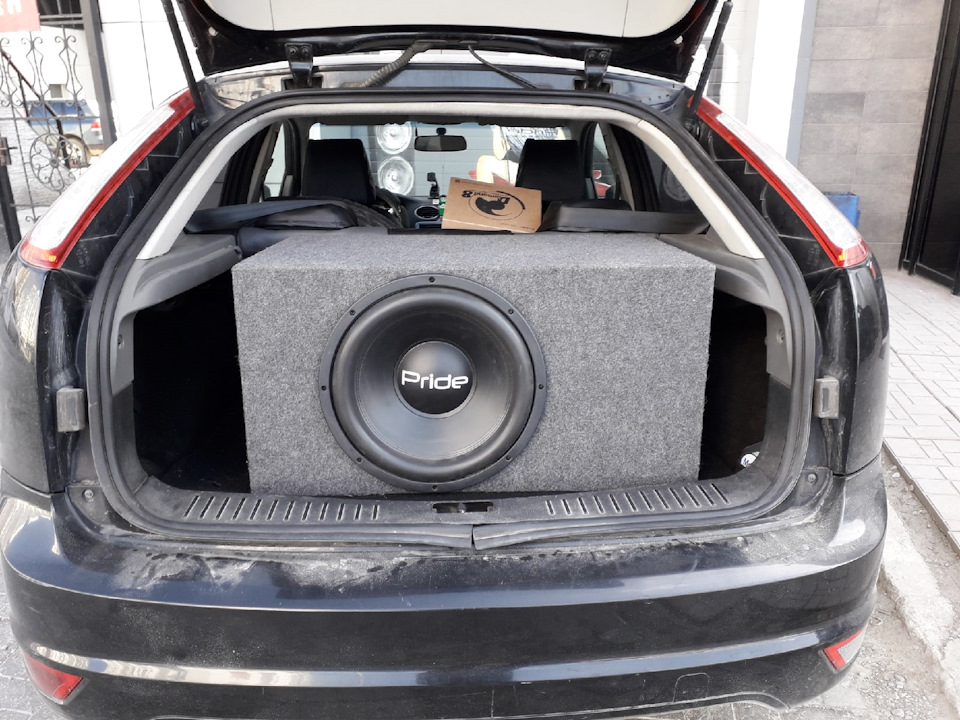 Ford Focus 2 установка аудиосистемы для \"глухих\";) — МегаЗвук на DRIVE2