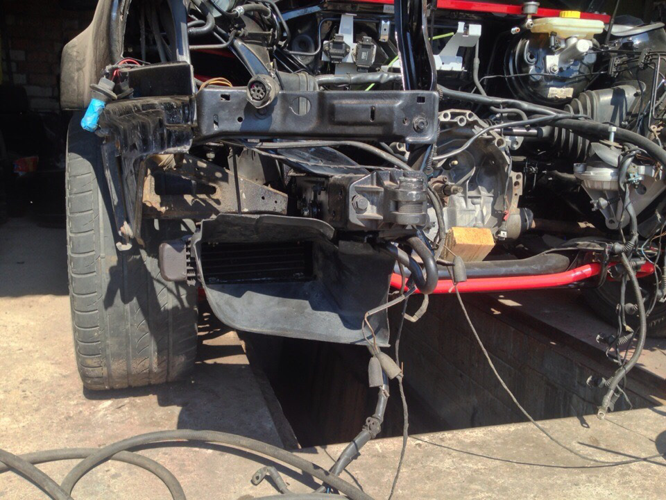 Установка двухмембранного вакуумного усилителя тормозов от Ауди а6 с6 ...