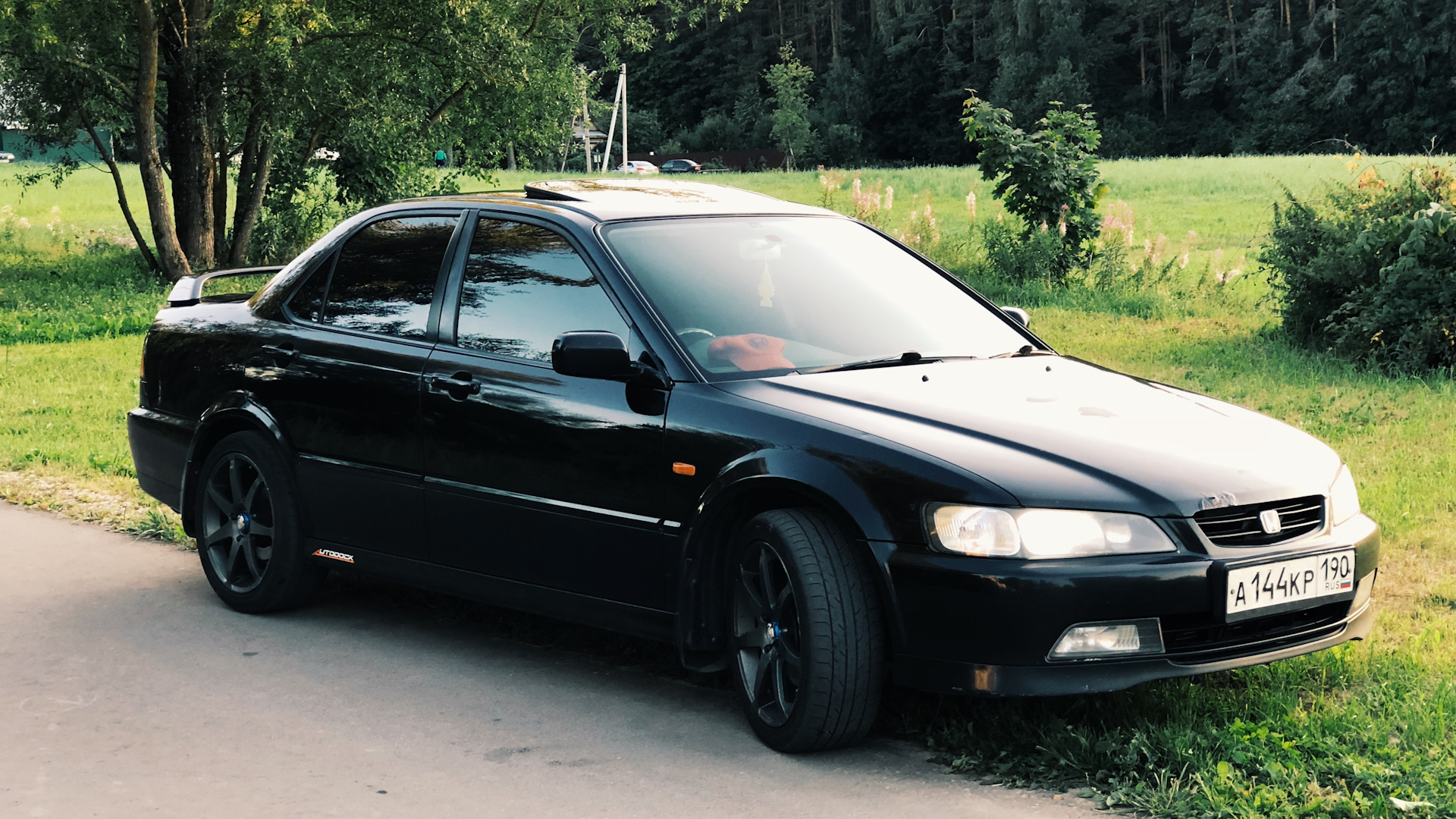 Honda Accord (6G) 2.0 бензиновый 1998 | Чёрный SIR на DRIVE2