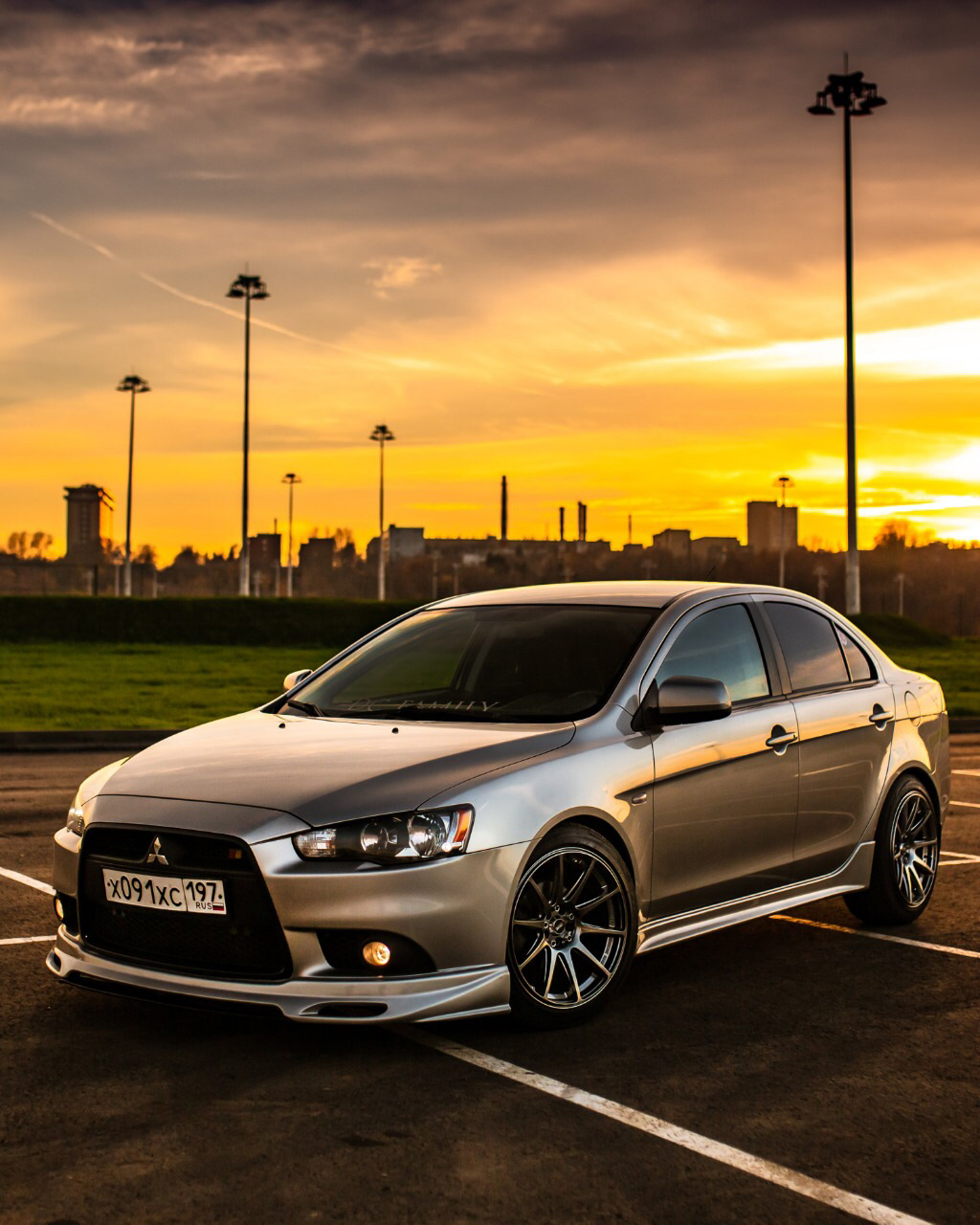 Mitsubishi Lancer 10 старый