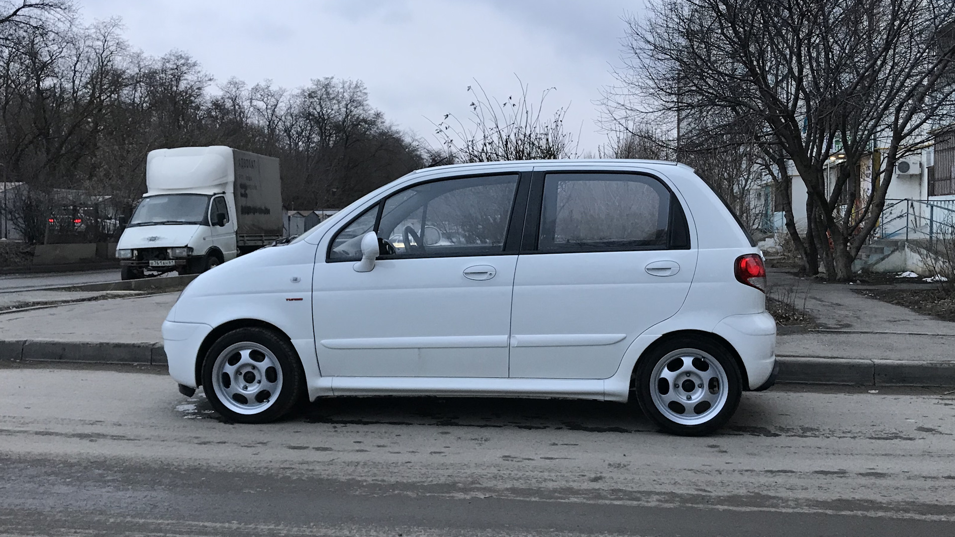 дэу матиз лошадиные силы. део матиз 2009 года авто номера. заправочные ёмкости дэу матиз 0. Daewoo matiz best. Daewoo matiz 0.