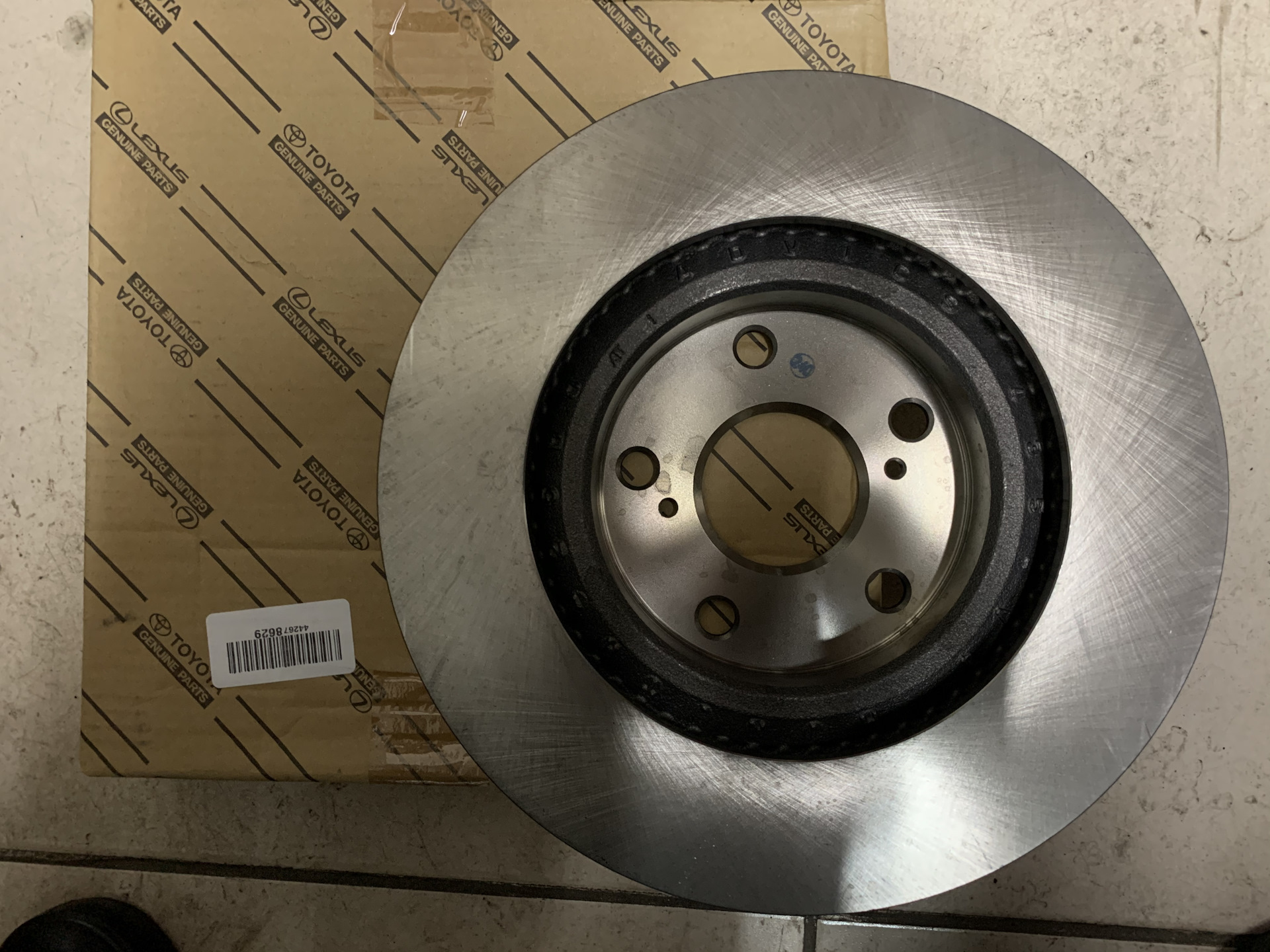 Тормозные Диски передние TOYOTA — Toyota Camry (XV40), 2,4 л, 2006 года ...
