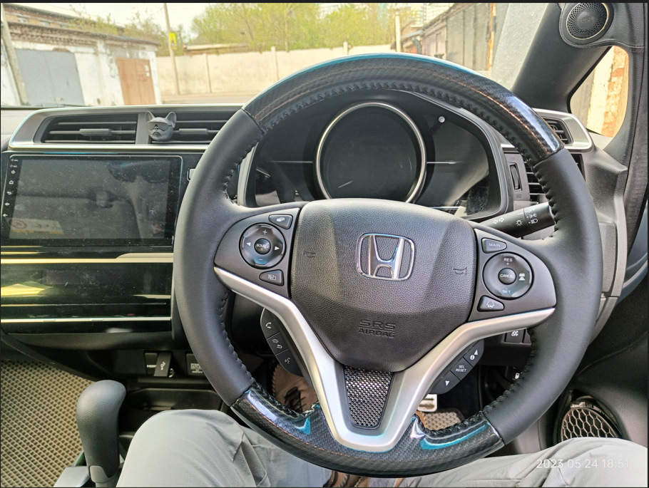 Смена рулевого — Honda Fit (3G), 1,3 л, 2018 года | стайлинг | DRIVE2