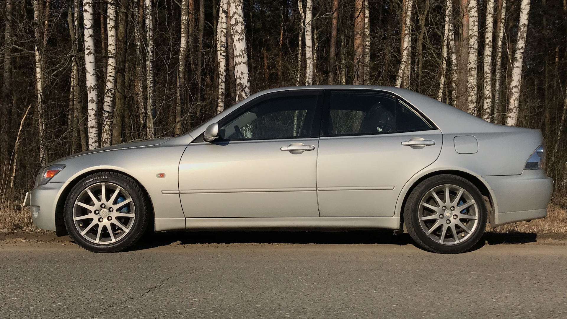 Lexus IS 2.0 бензиновый 2000 | Silver Ghost 1G-FE MT6 на DRIVE2