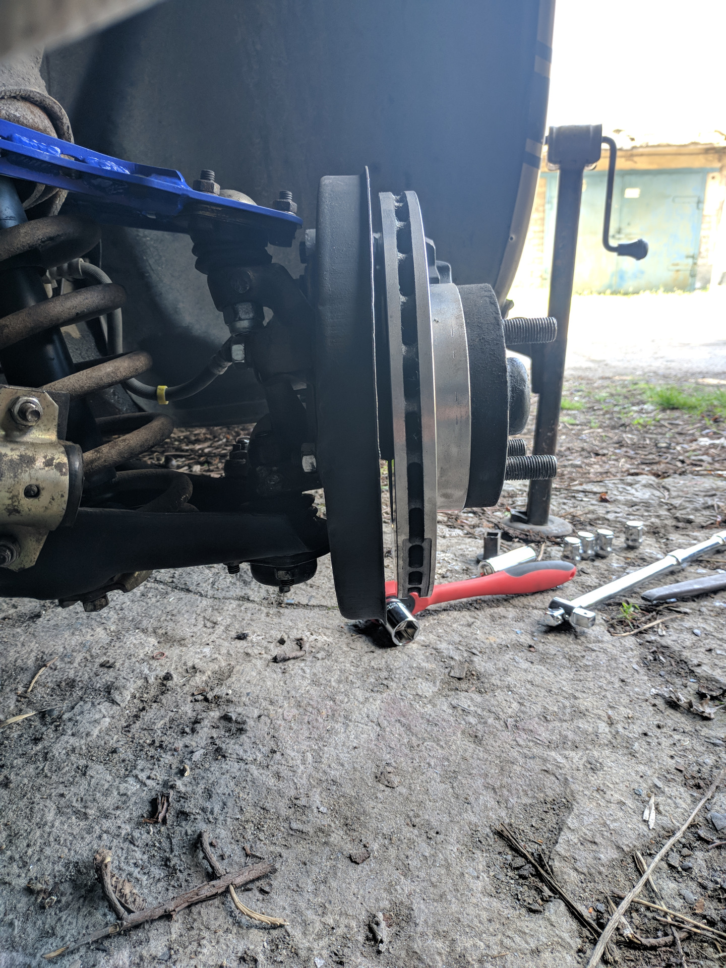 Тормоза 2110, кастерные рычаги и тд — Lada 2106, 1,6 л, 1981 года ...