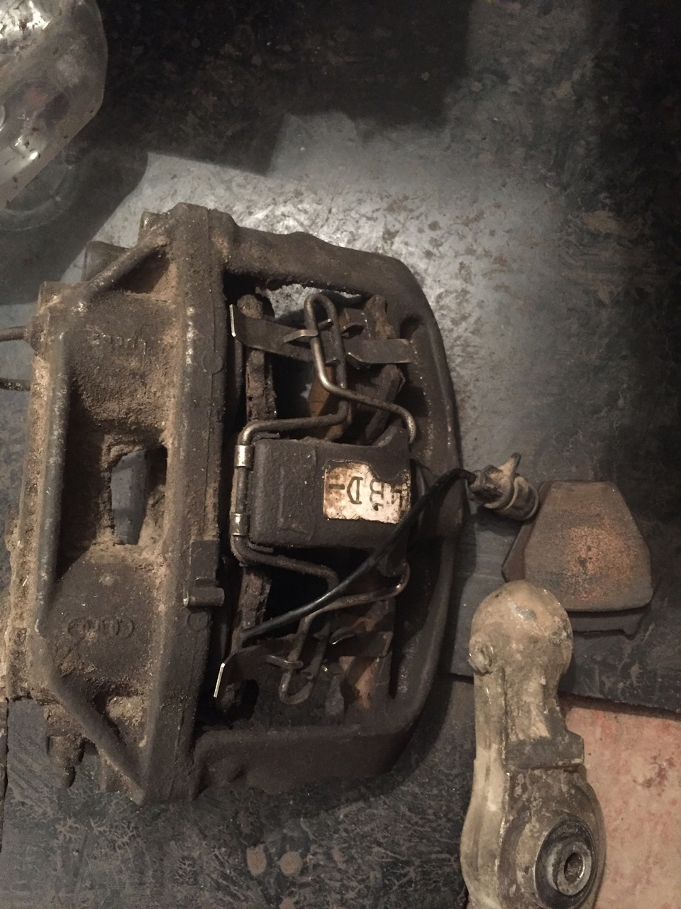 Вывод сапунов под капот. — УАЗ Patriot, 2,7 л, 2018 года | визит на ...