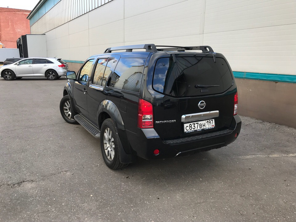 Патфайндер 2010г. Nissan Pathfinder 2010. Ниссан Патфайндер 2010г. Детейлинг Ниссан Патфайндер 3. Nissan Pathfinder фото 2010.