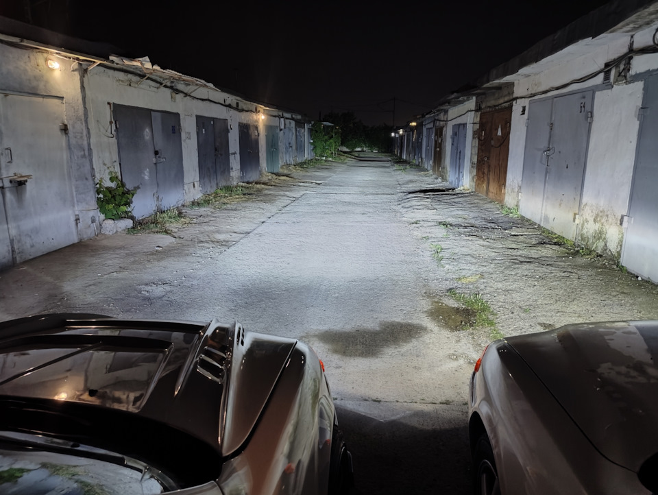 Ближний от зеркал — Toyota Chaser (100)