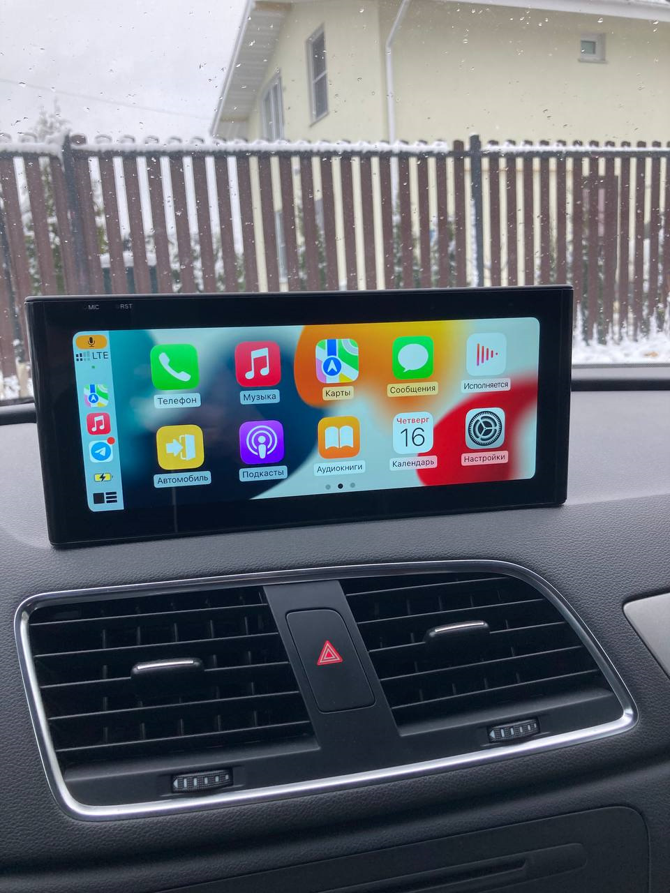 Car Play, штатный экран давай до свидания — Audi Q3 (1G), 2 л, 2012