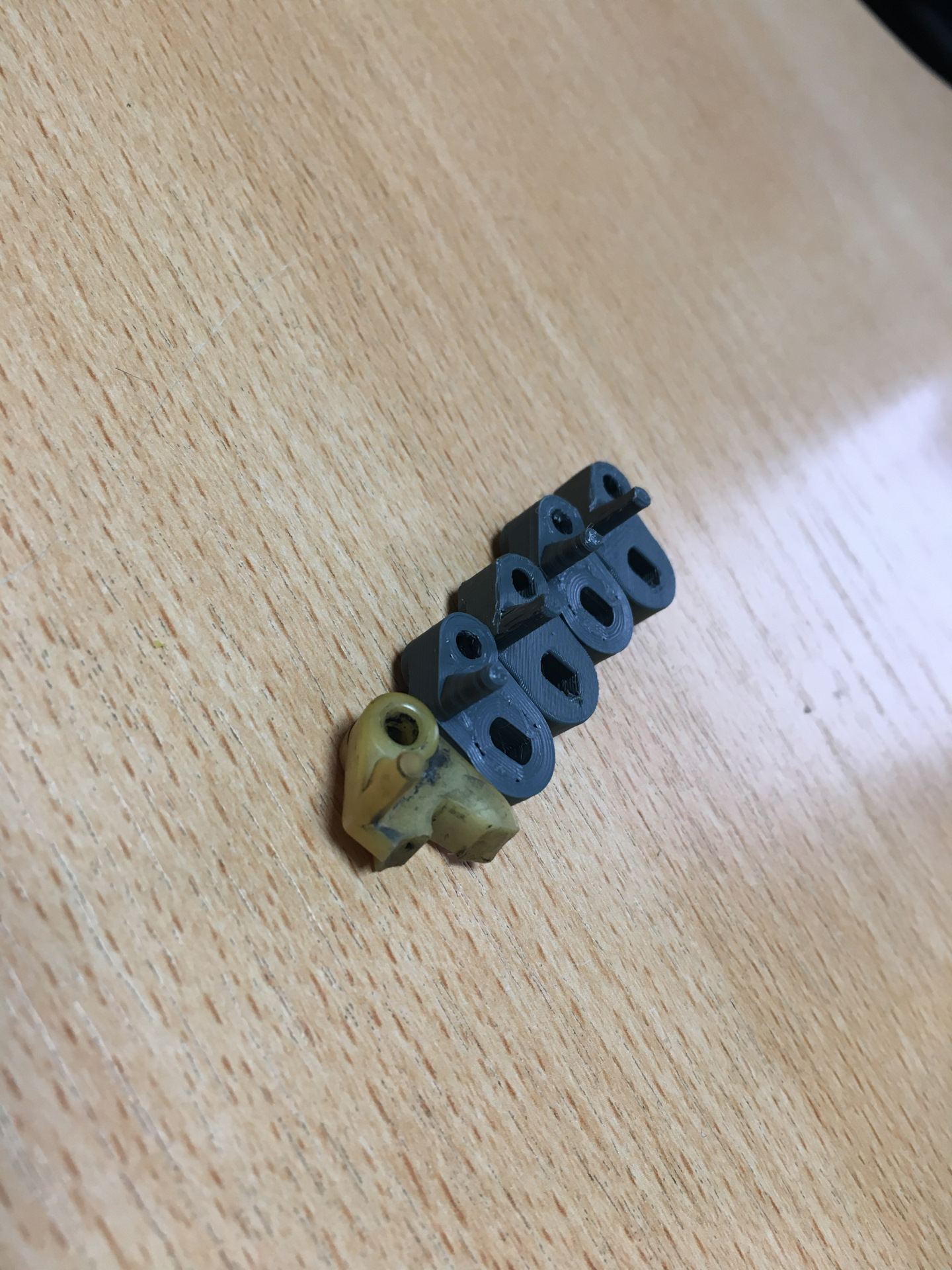 Сломалась пластмасска на подсос на карбюраторе pierburg 1b, Опель ...