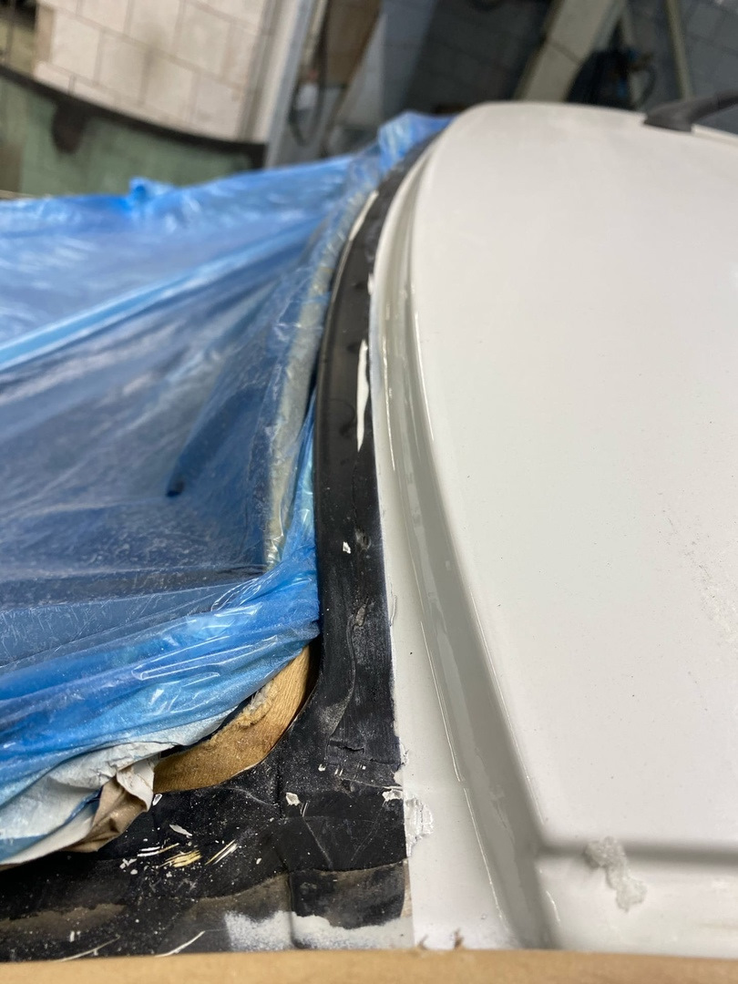 №61. Замена лобового стекла и покраска кромки — Lada Калина 2 Спорт, 1 ...