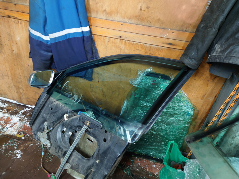 Фото в бортжурнале Audi A8 (D2)