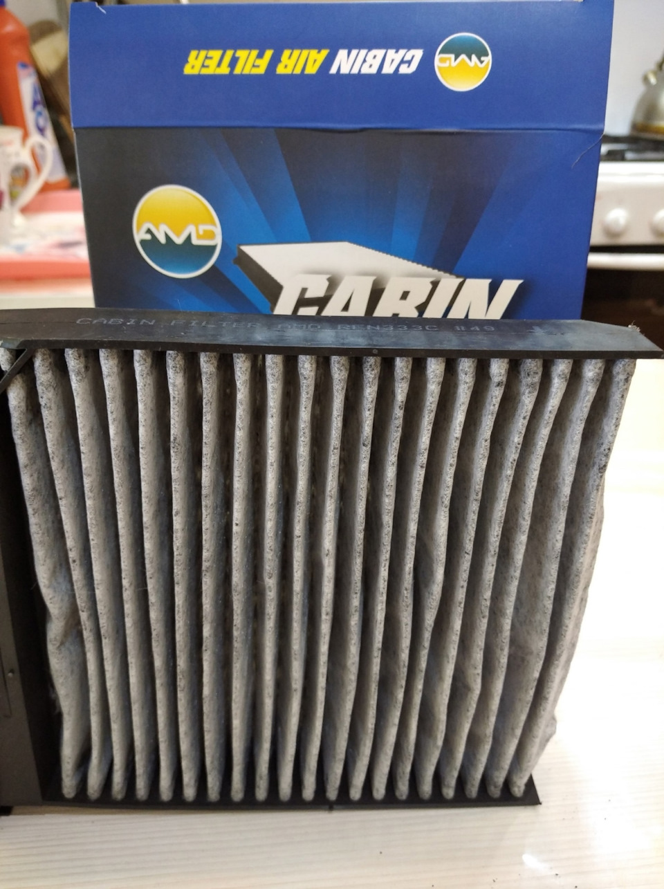 Ну а это чудо мягкое и уголь сыплется на стол. Версия для такси. Эконом — Renault Duster (1G)