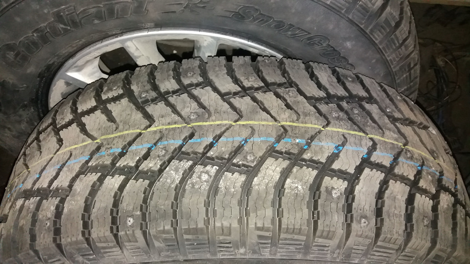 Cordiant Snow Cross 2 — Mitsubishi Pajero Sport (2G). Запчасти на фото: Cordiant Snow Cross 2