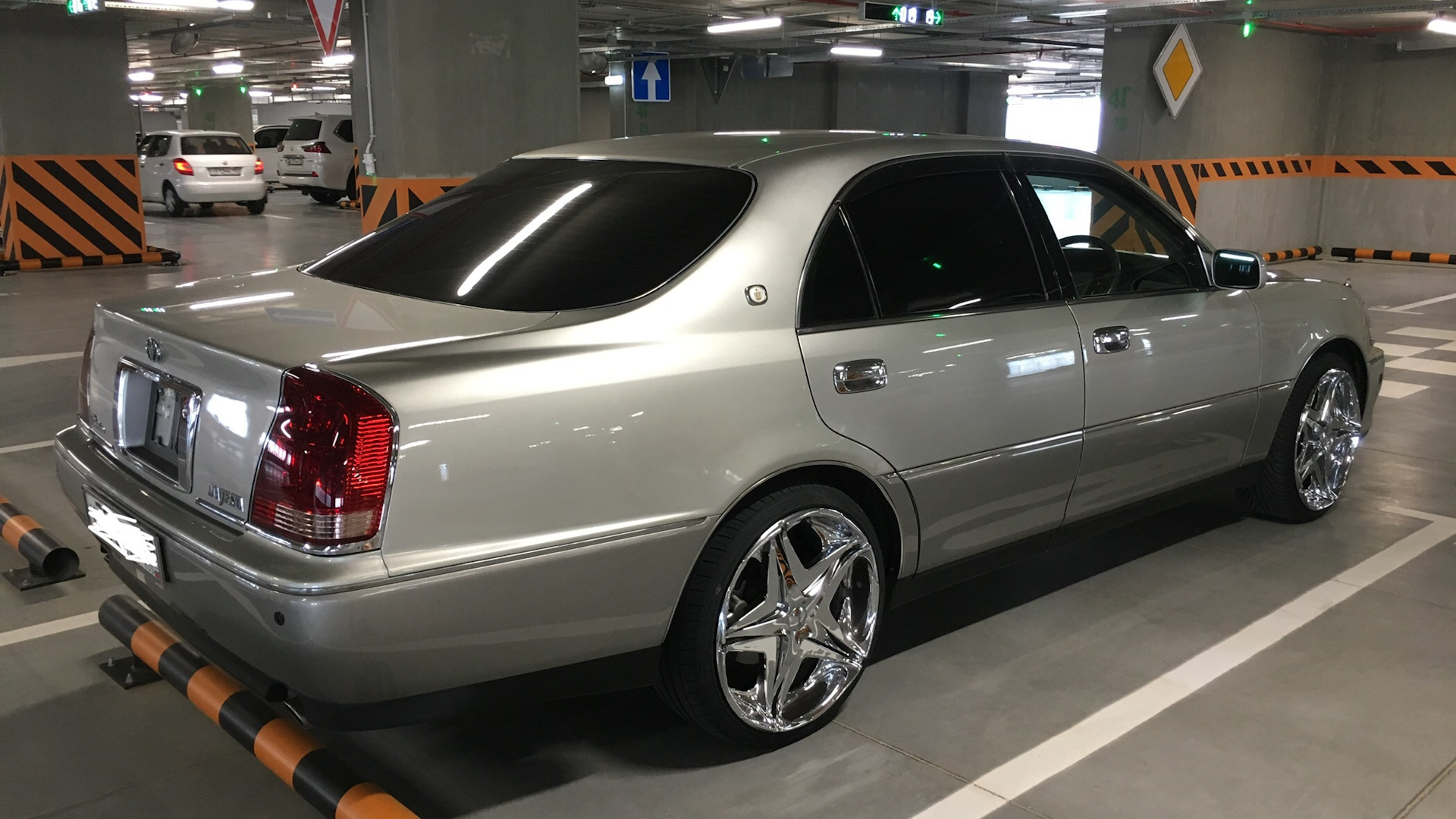 Продажа Toyota Crown Majesta (S170) 2002 (бензин, АКПП) — с историей  обслуживания — DRIVE2.RU