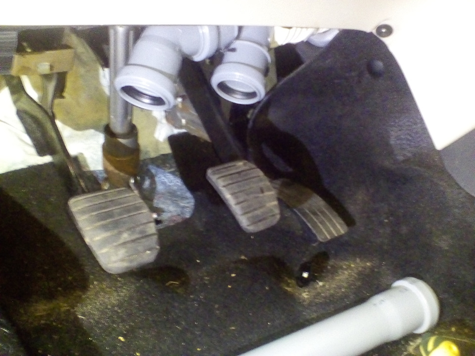 Доработка обдува ног водителя(подготовился к зиме)! — Renault Logan (2G ...