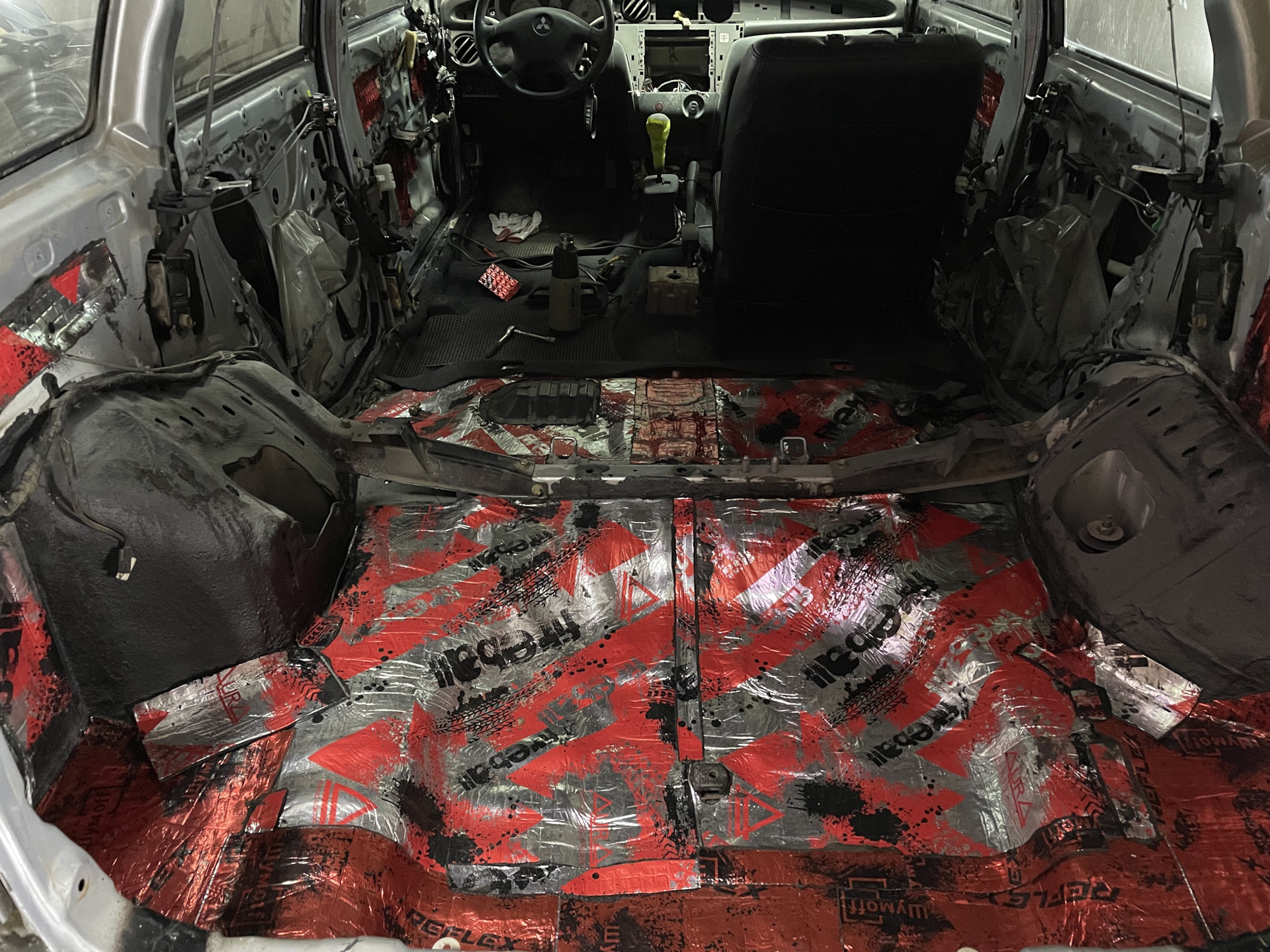 Сборка! — Mitsubishi Outlander (1G), 2,4 л, 2005 года | кузовной ремонт ...