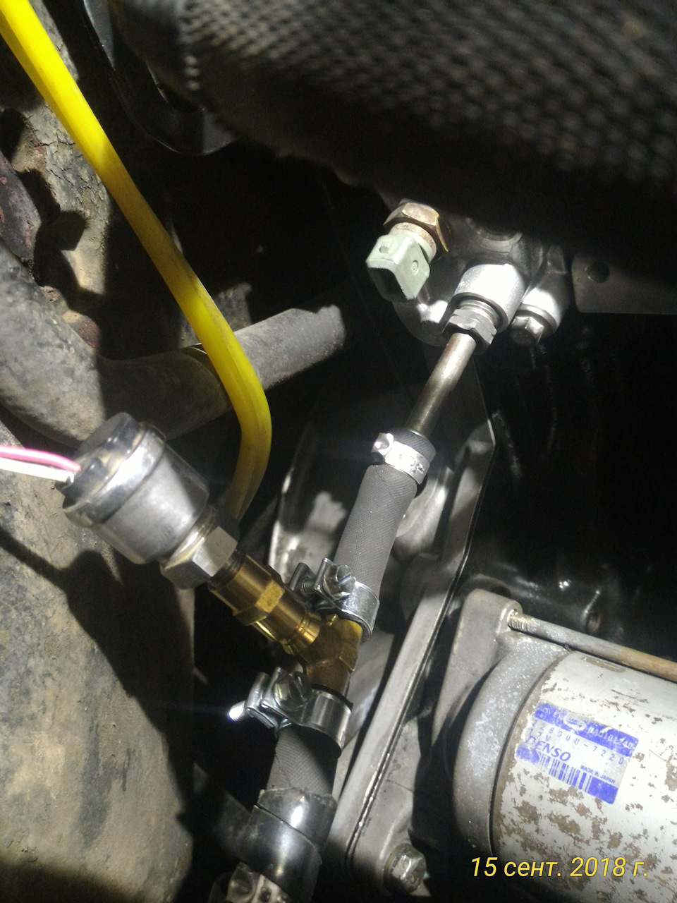 Сенсор давл.топлива(на муфте от пневмоинструмента) — Land Rover Discovery II