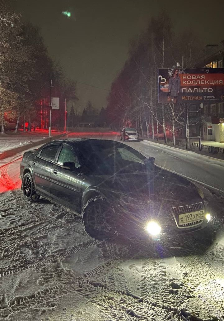 Замена тормозной жижи и подтяжка ремня гура — ГАЗ Сайбер, 2,4 л, 2010 ...