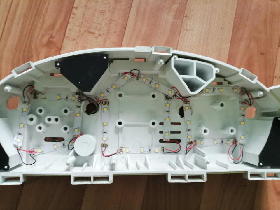 Пересвет приборной панели и стрелок — ЗАЗ Sens, 1,3 л, 2008 года ...