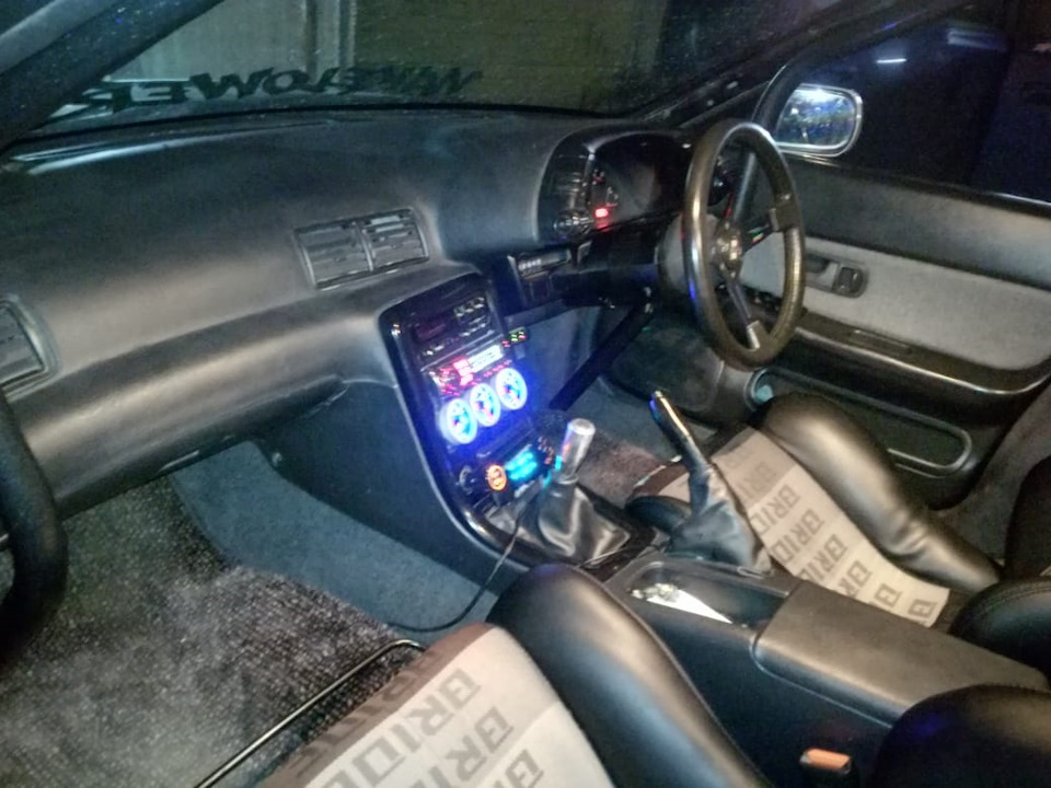 Фото в бортжурнале Nissan Skyline (R32)