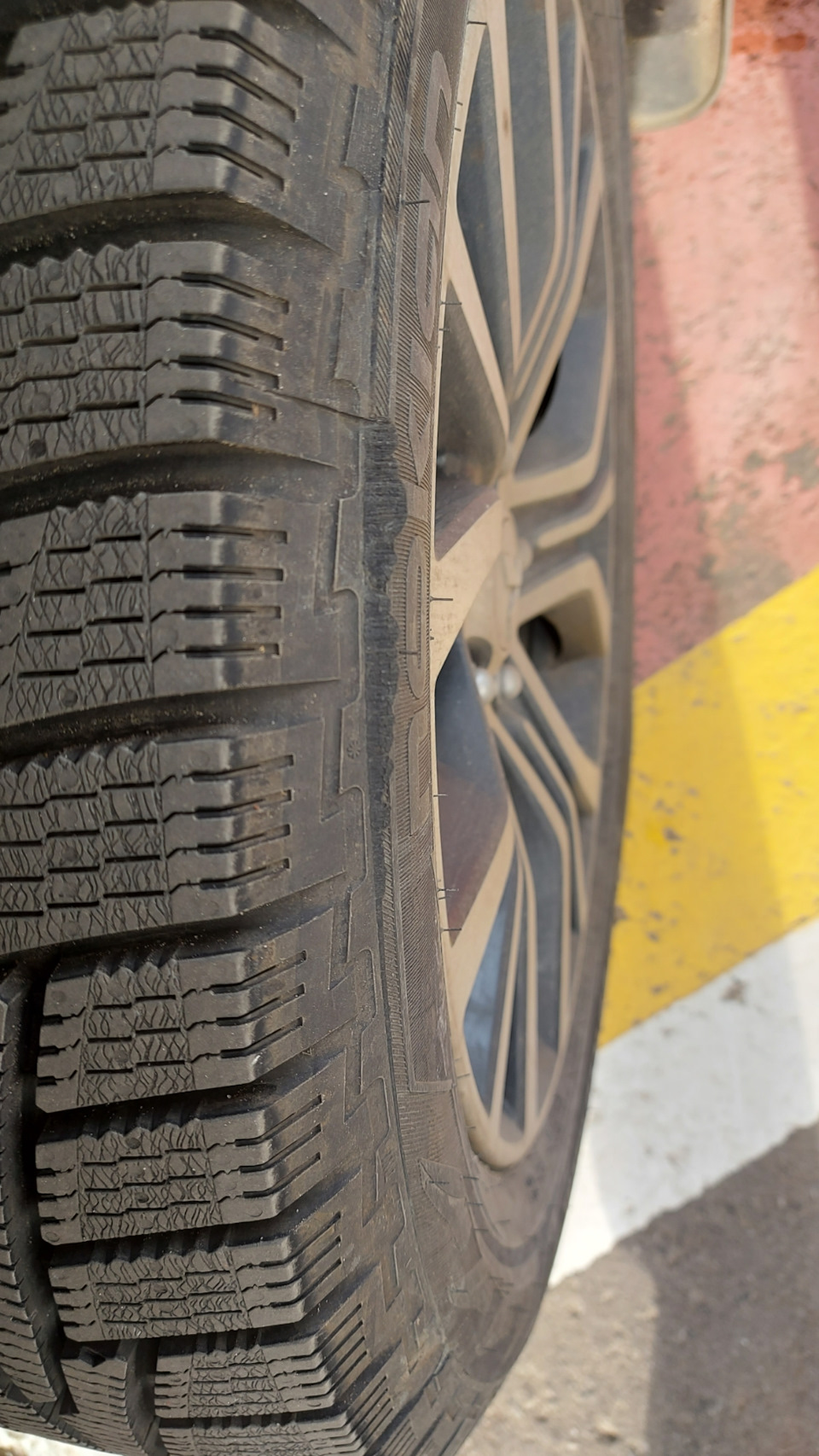 Боковые зацепы от нордман 🤣 — Mitsubishi Outlander (3G), 2,4 л, 2018 ...