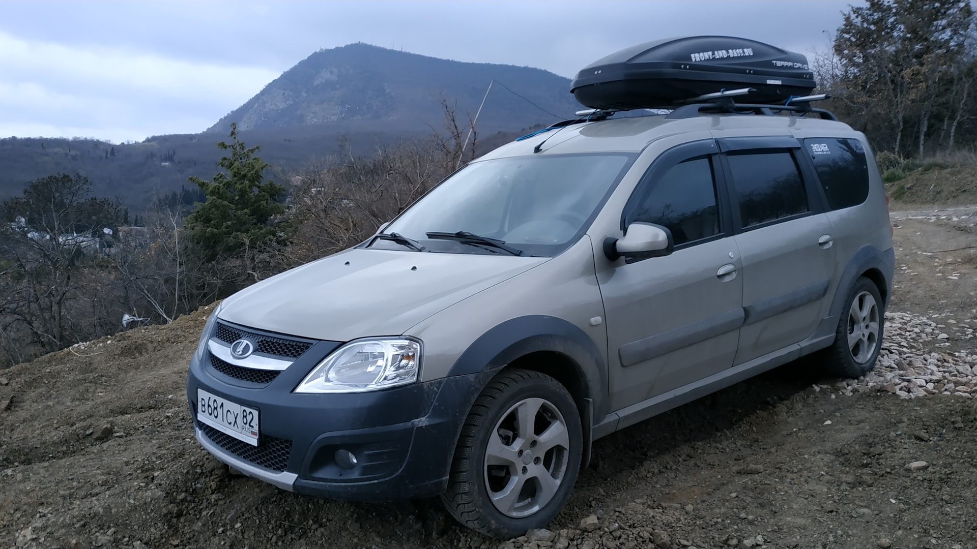 Продажа Lada Largus Cross 2016 (бензин, МКПП) — с историей обслуживания —  DRIVE2.RU